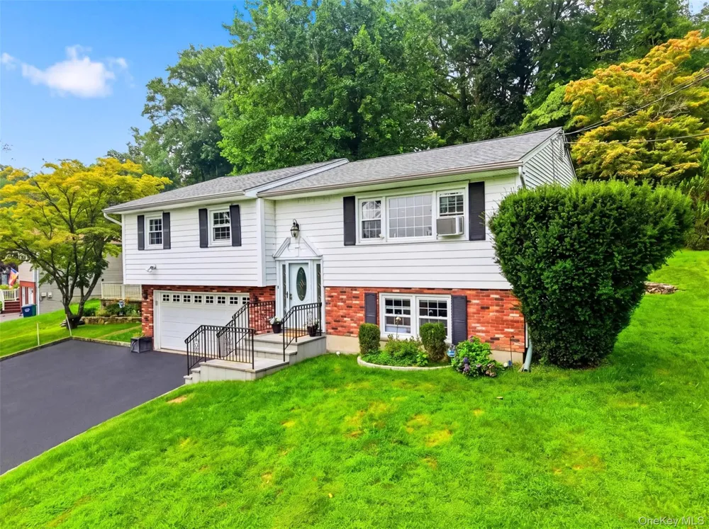 161 Geymer Drive Mahopac, NY 10541