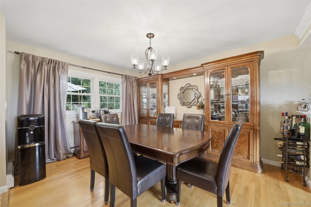 161 Geymer Drive Mahopac, NY 10541