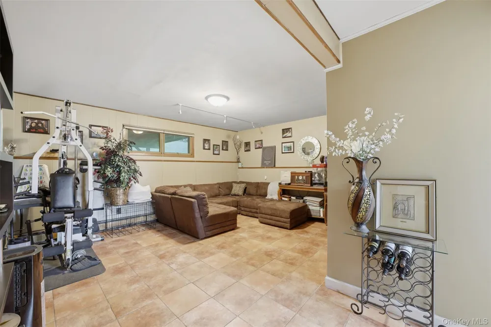 161 Geymer Drive Mahopac, NY 10541
