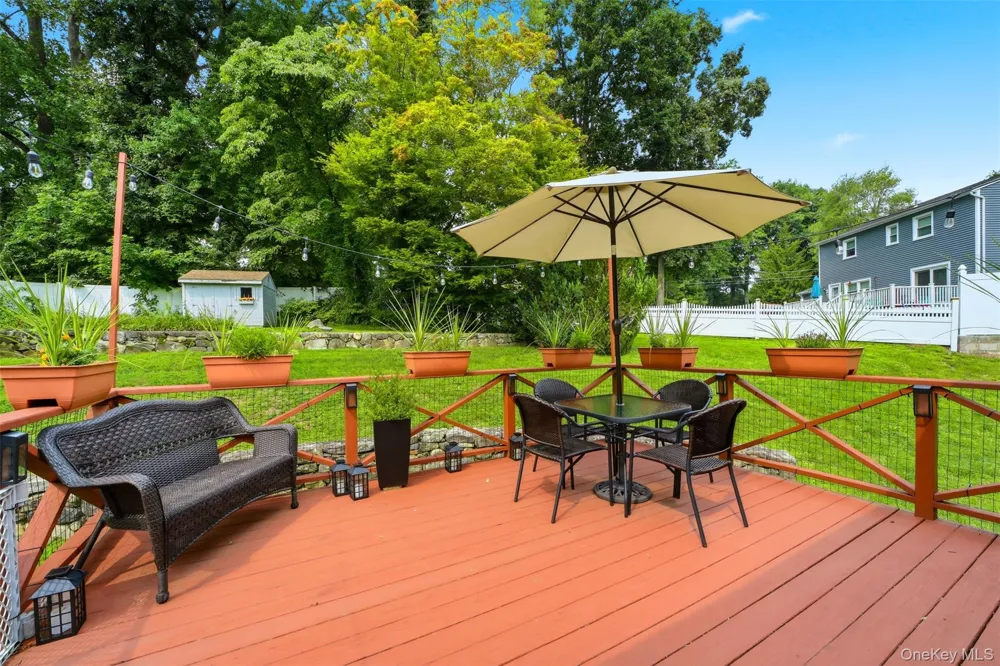 161 Geymer Drive Mahopac, NY 10541