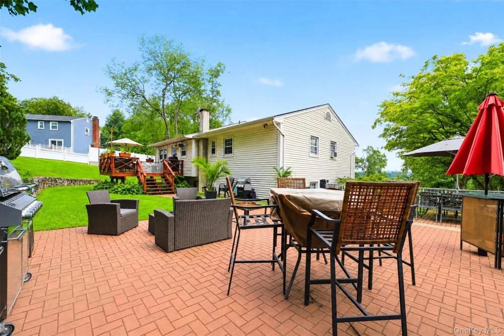 161 Geymer Drive Mahopac, NY 10541