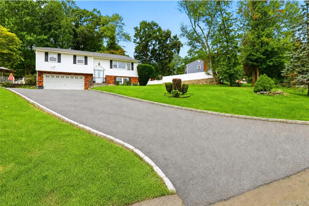 161 Geymer Drive Mahopac, NY 10541