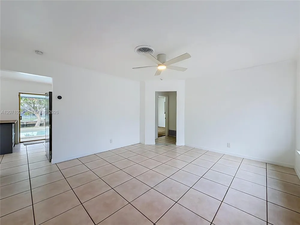 1841 NW 33rd Ct Oakland Park, FL 33309