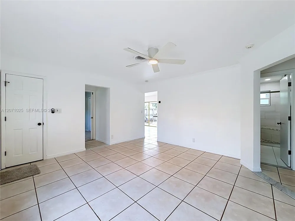 1841 NW 33rd Ct Oakland Park, FL 33309