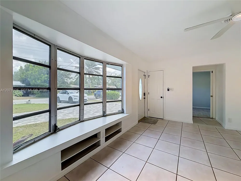 1841 NW 33rd Ct Oakland Park, FL 33309