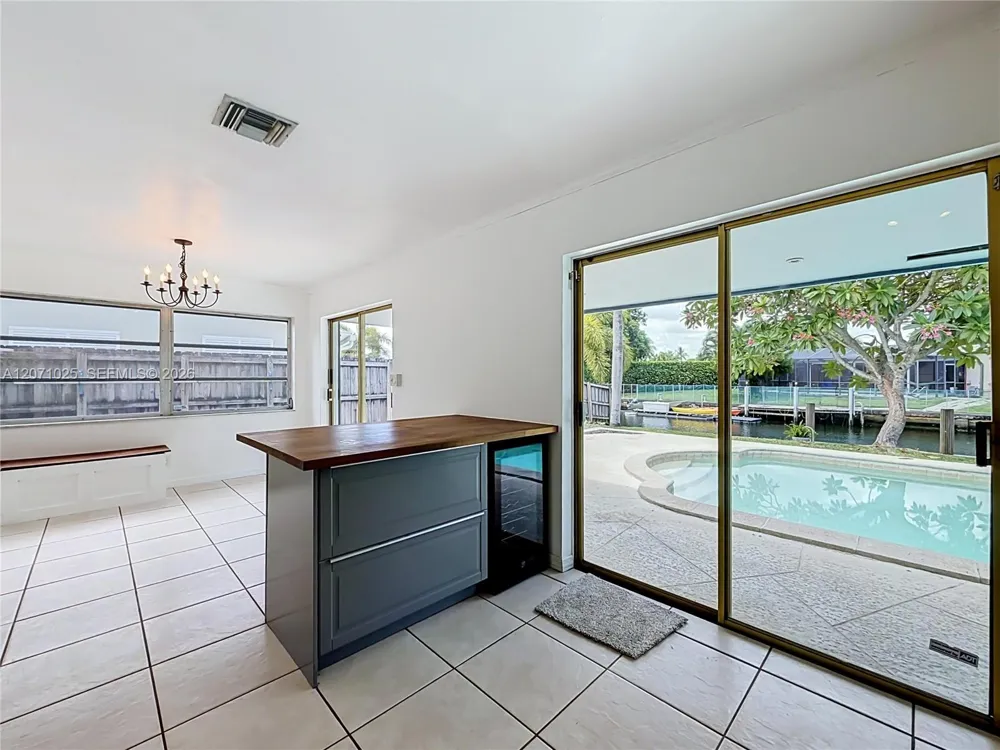 1841 NW 33rd Ct Oakland Park, FL 33309