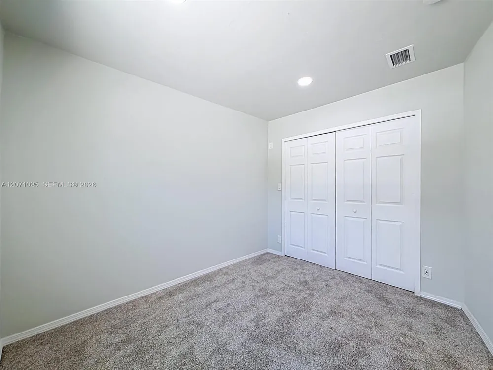 1841 NW 33rd Ct Oakland Park, FL 33309