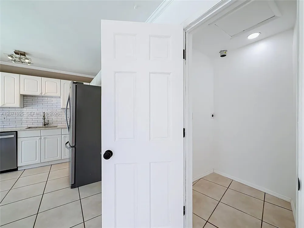 1841 NW 33rd Ct Oakland Park, FL 33309