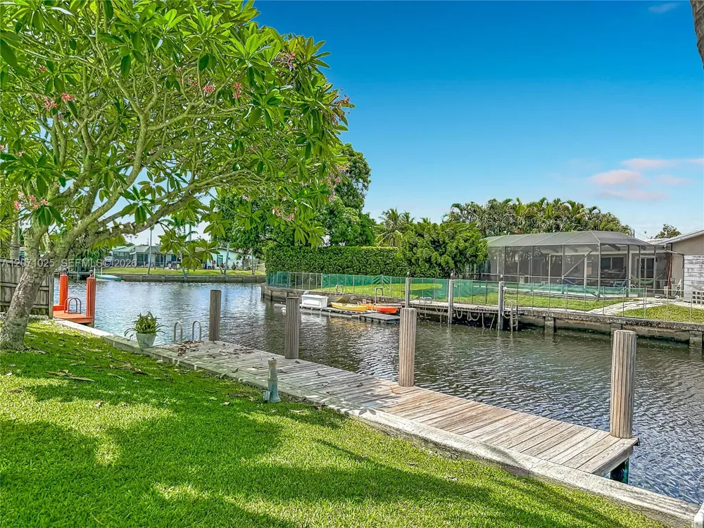 1841 NW 33rd Ct Oakland Park, FL 33309