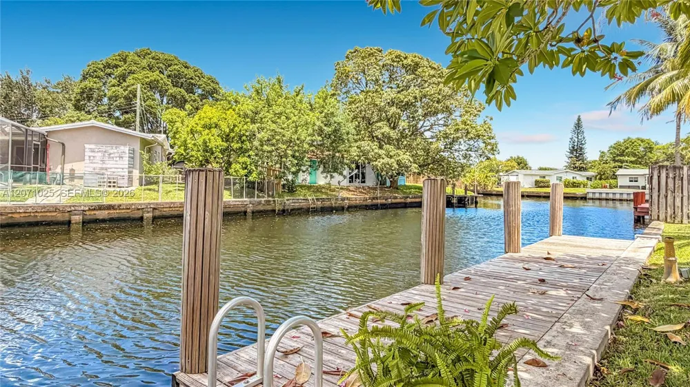 1841 NW 33rd Ct Oakland Park, FL 33309