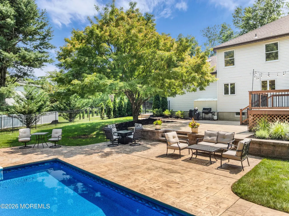 24 Windswept Road Holmdel, NJ 07733