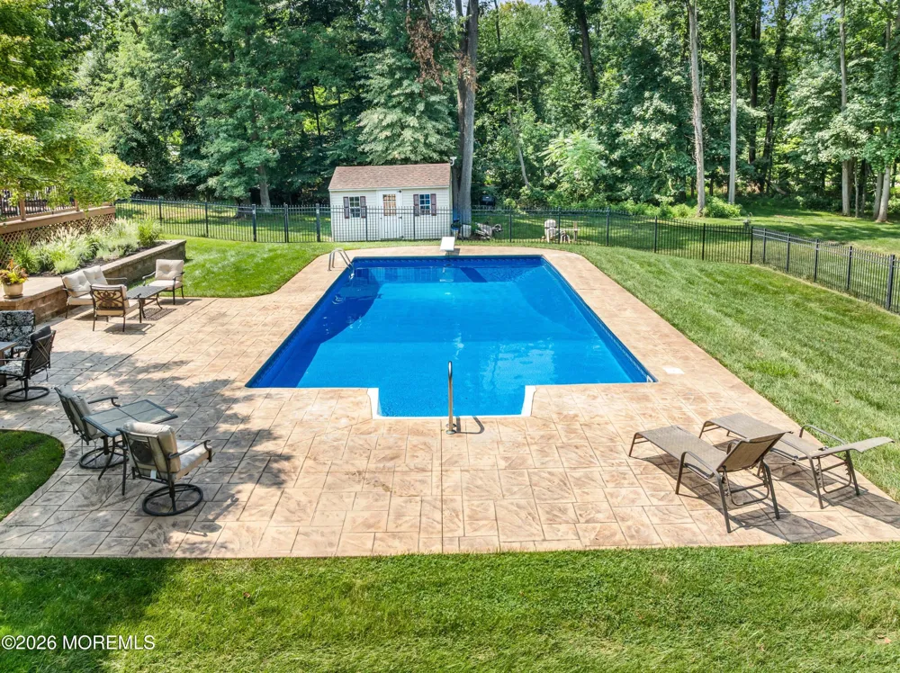 24 Windswept Road Holmdel, NJ 07733