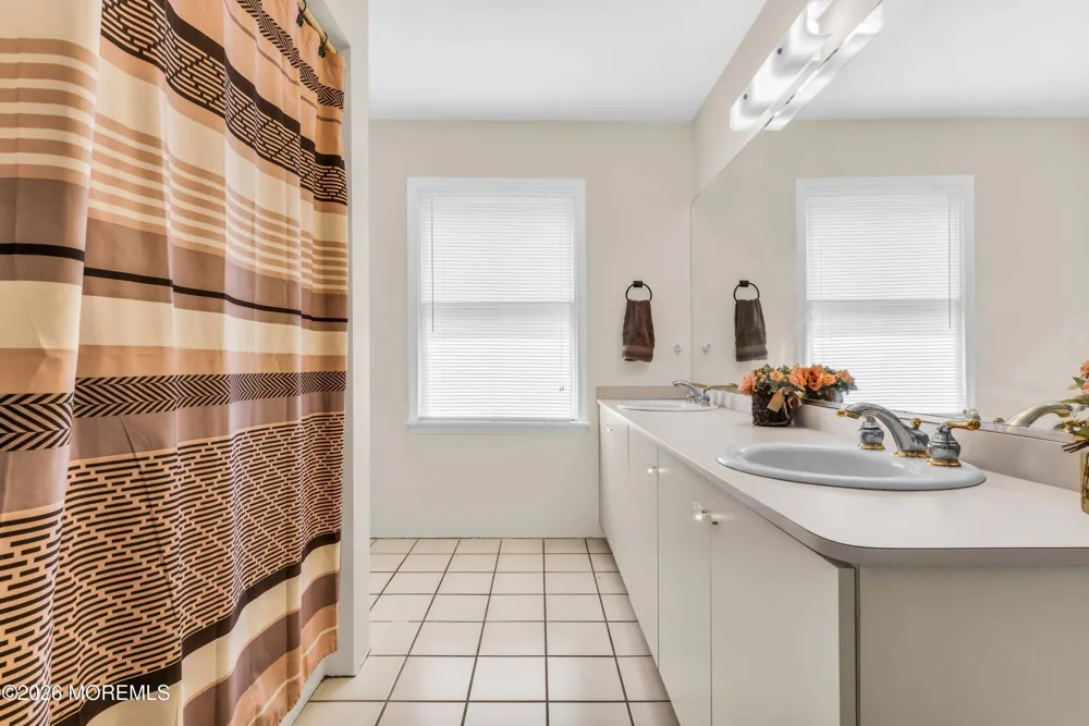 24 Windswept Road Holmdel, NJ 07733