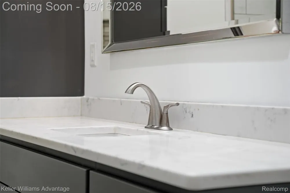 701 Arttdale Drive White Lake Charter Township, MI 48383