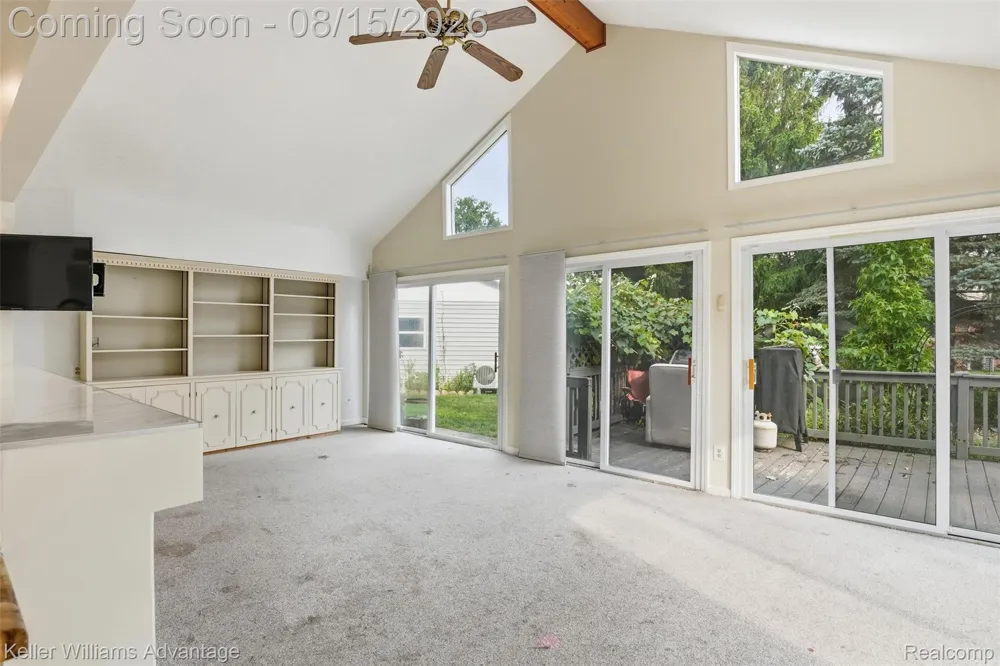 701 Arttdale Drive White Lake Charter Township, MI 48383