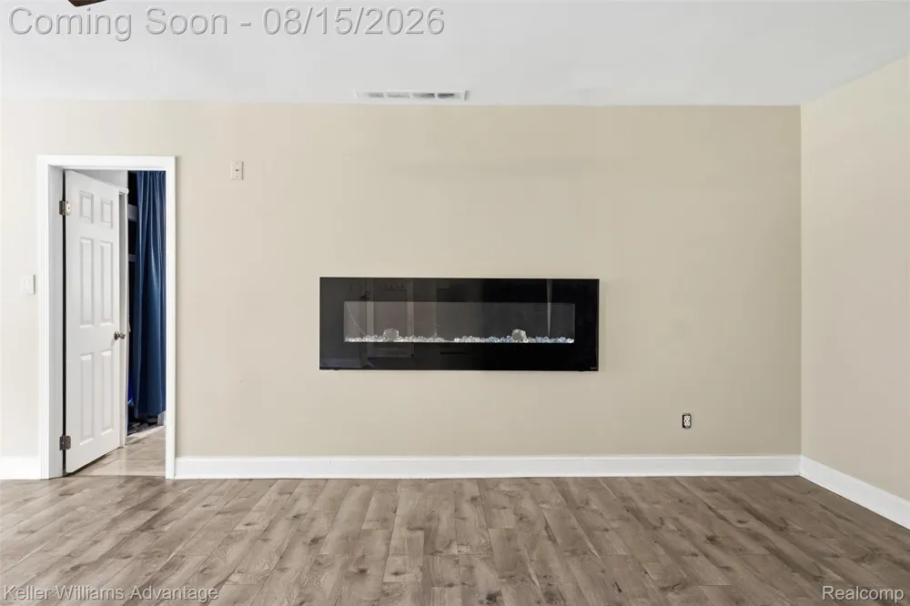 701 Arttdale Drive White Lake Charter Township, MI 48383