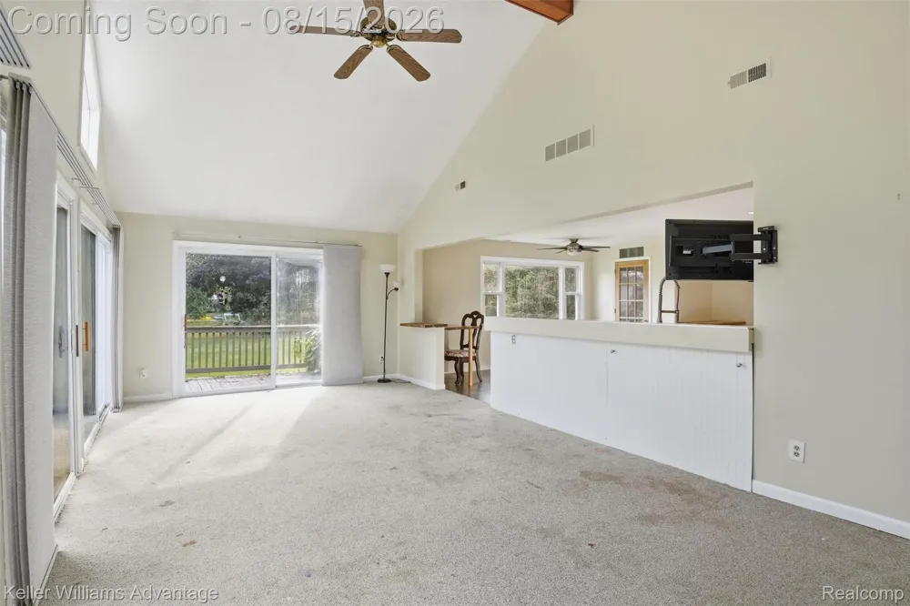 701 Arttdale Drive White Lake Charter Township, MI 48383