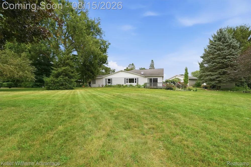 701 Arttdale Drive White Lake Charter Township, MI 48383