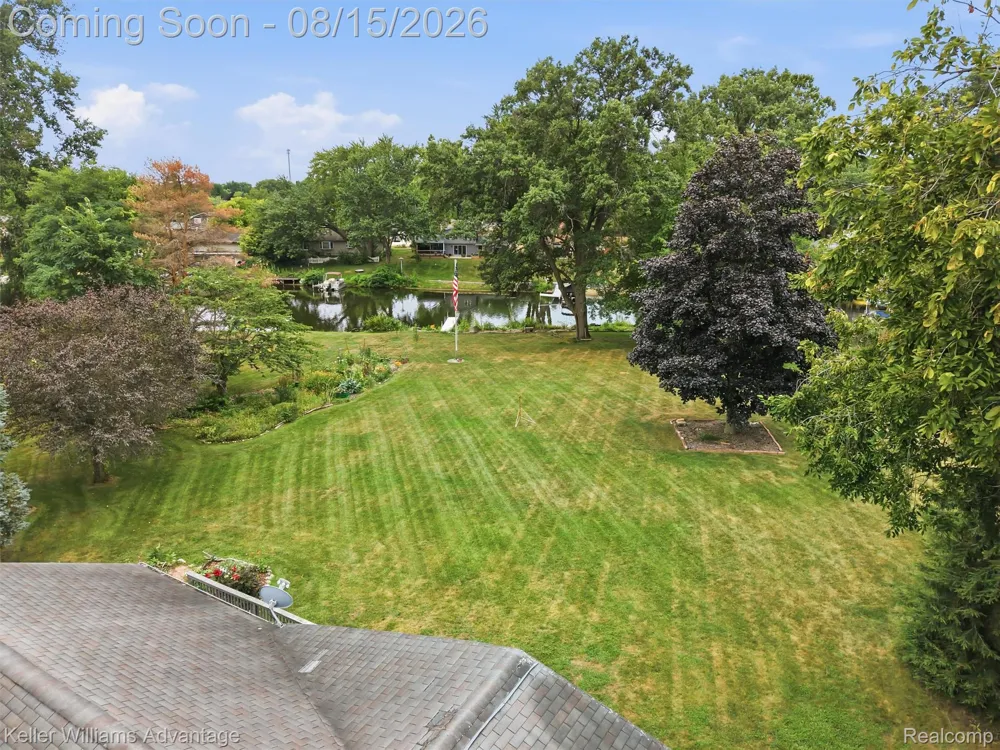 701 Arttdale Drive White Lake Charter Township, MI 48383