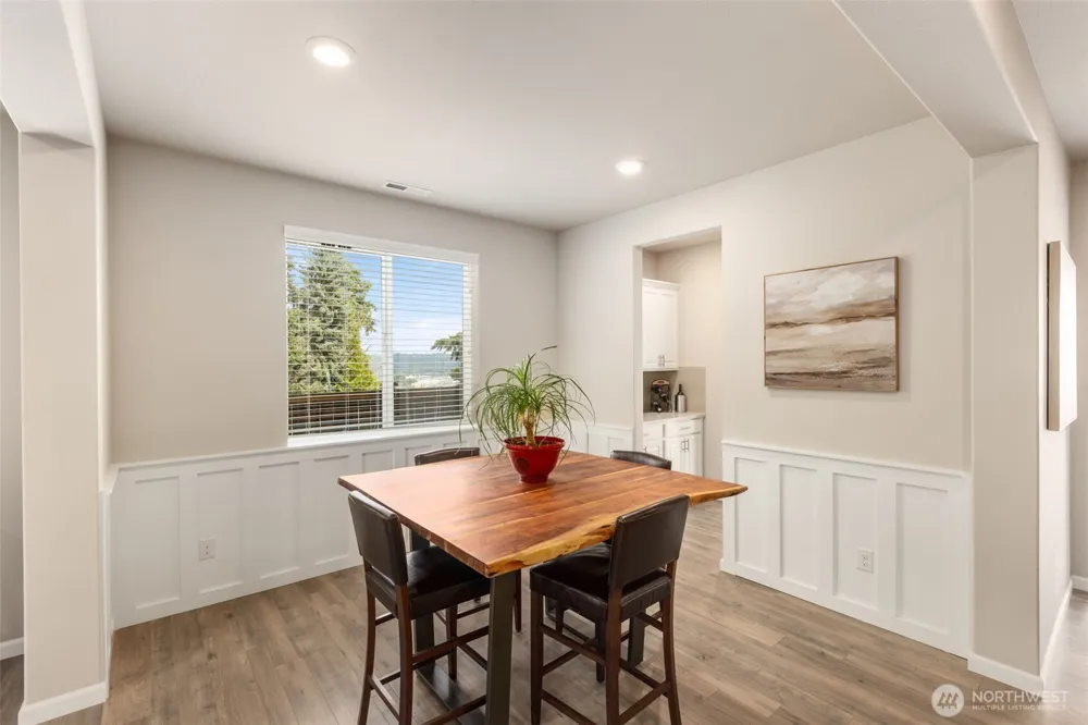 6651 S 298th Place Auburn, WA 98001