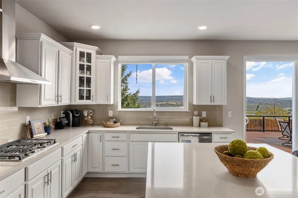 6651 S 298th Place Auburn, WA 98001