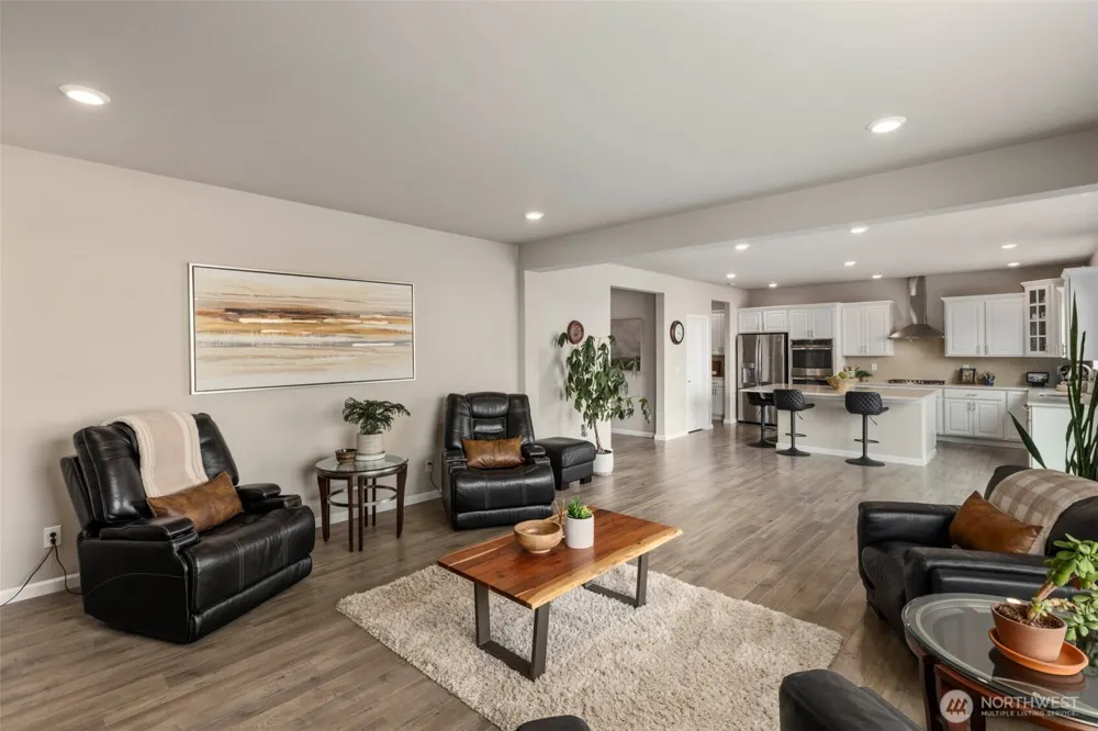 6651 S 298th Place Auburn, WA 98001