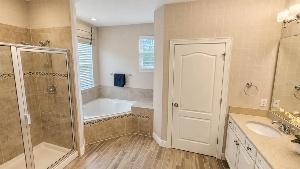 7467 LAKE ALBERT DRIVE Windermere, FL 34786
