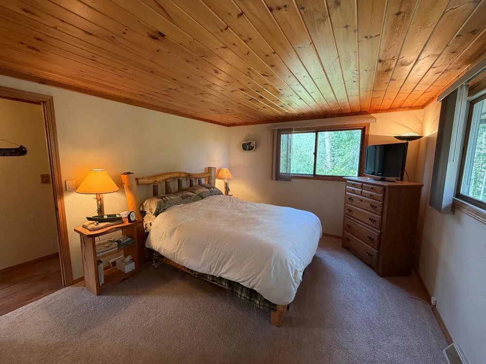 8903 E County Road Y Gordon, WI 54838