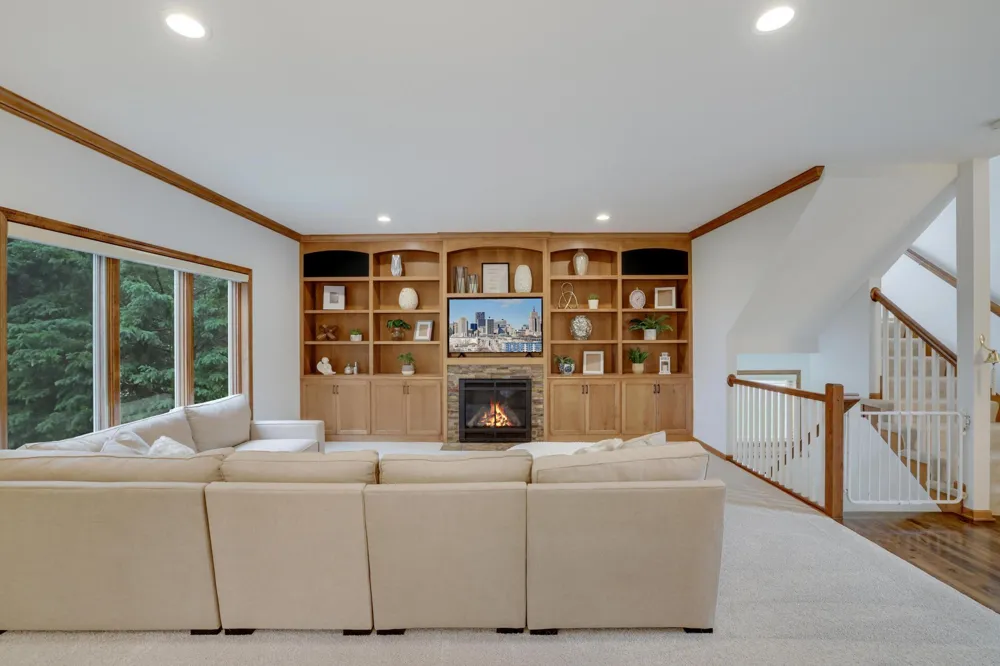 645 Ramsey Circle Carver, MN 55315