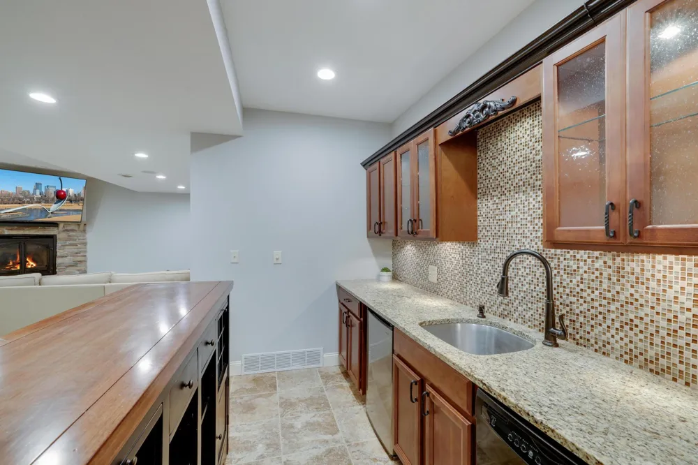 645 Ramsey Circle Carver, MN 55315