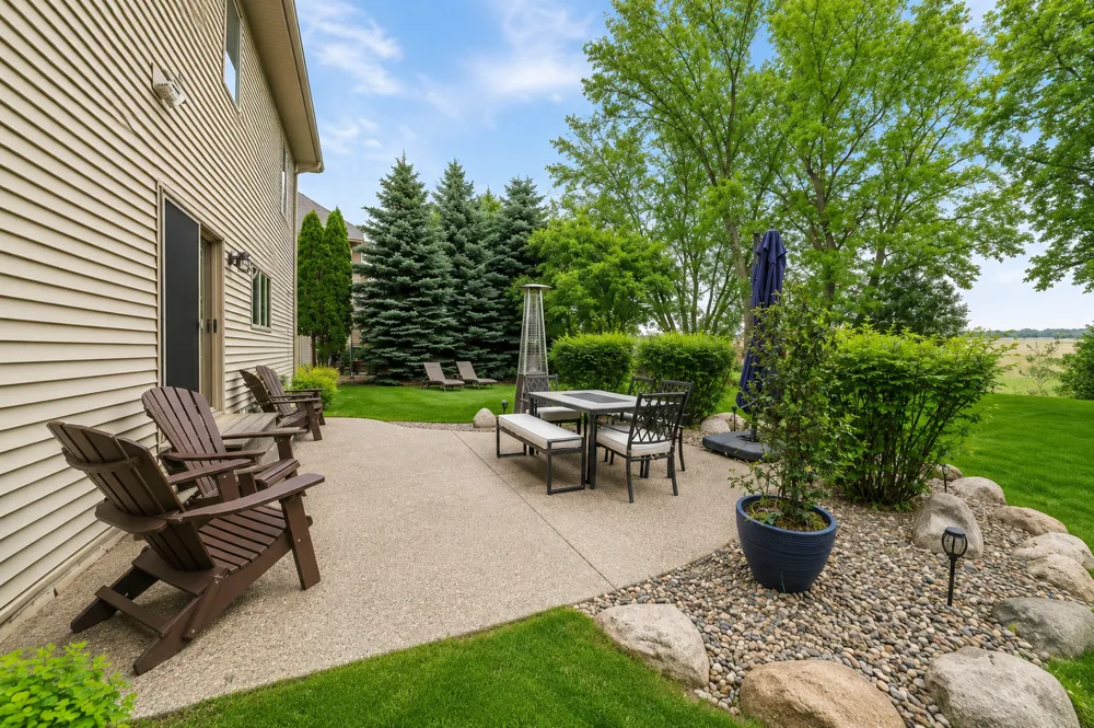 645 Ramsey Circle Carver, MN 55315