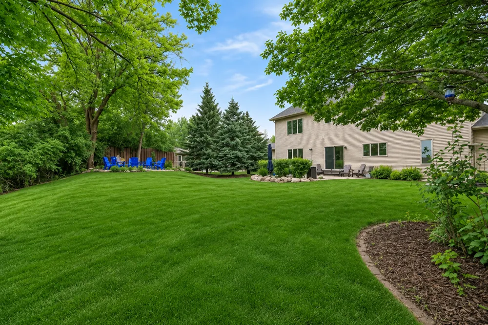 645 Ramsey Circle Carver, MN 55315