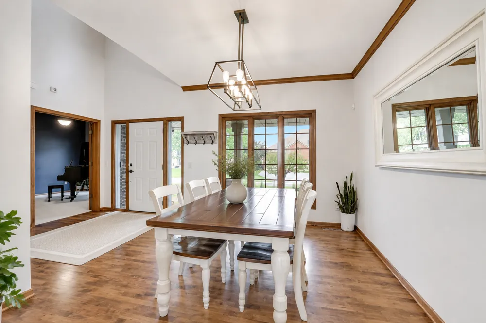 645 Ramsey Circle Carver, MN 55315