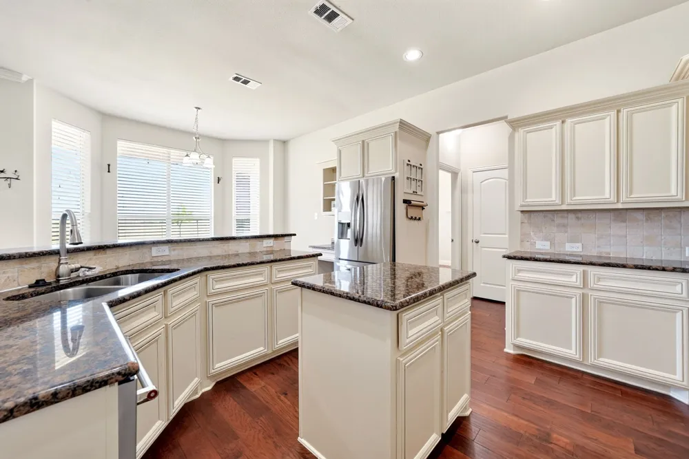 1836 County Road 5005 Blue Ridge, TX 75424