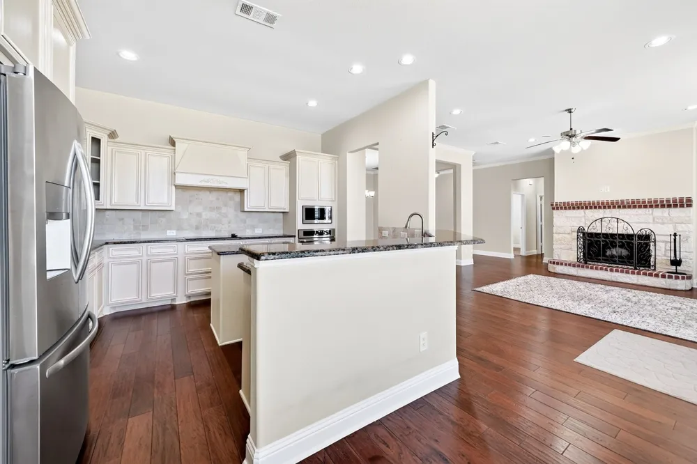 1836 County Road 5005 Blue Ridge, TX 75424