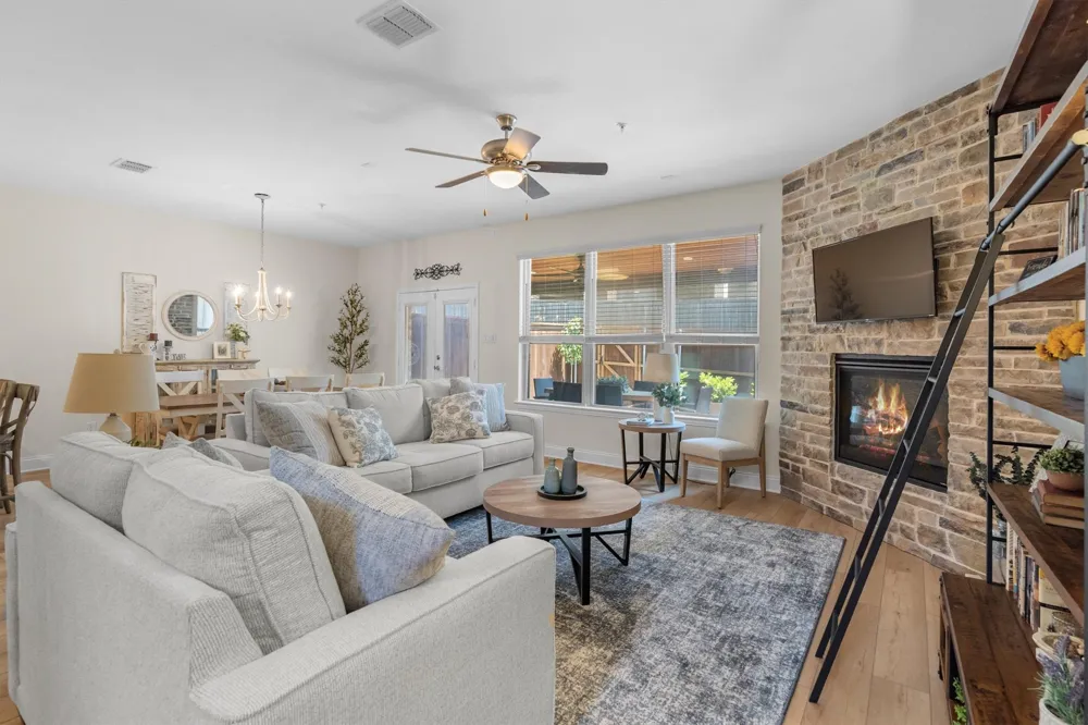 2557 Jackson Drive Lewisville, TX 75067