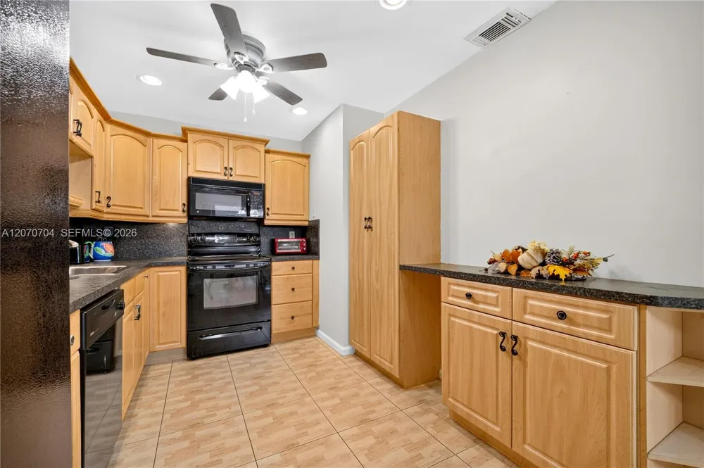 1055 NW 83rd Ave #C47 Plantation, FL 33322