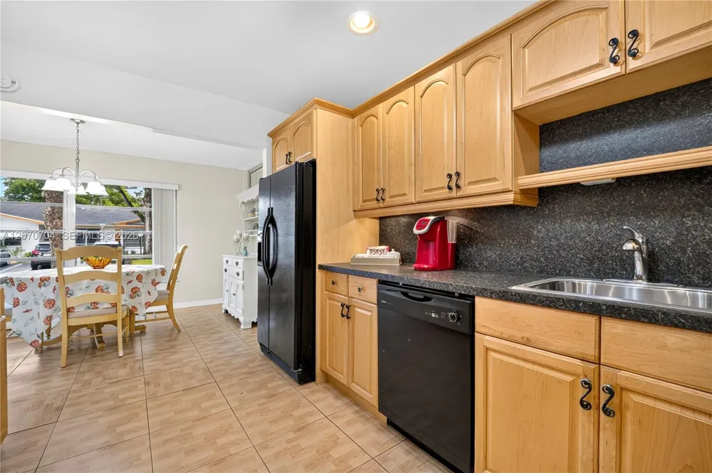 1055 NW 83rd Ave #C47 Plantation, FL 33322
