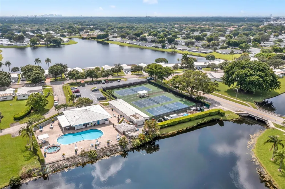 1055 NW 83rd Ave #C47 Plantation, FL 33322
