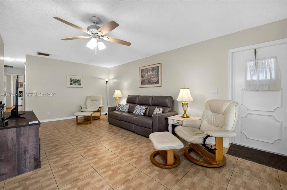 1055 NW 83rd Ave #C47 Plantation, FL 33322