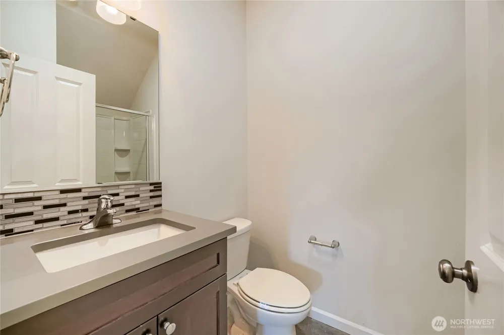 3220 S 281st Place Auburn, WA 98001