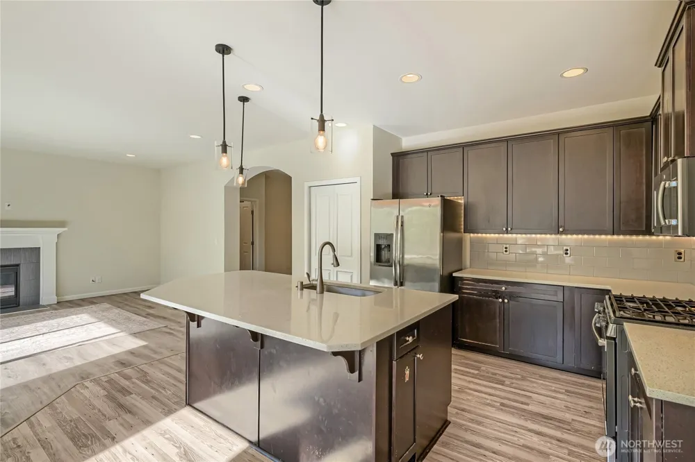 3220 S 281st Place Auburn, WA 98001