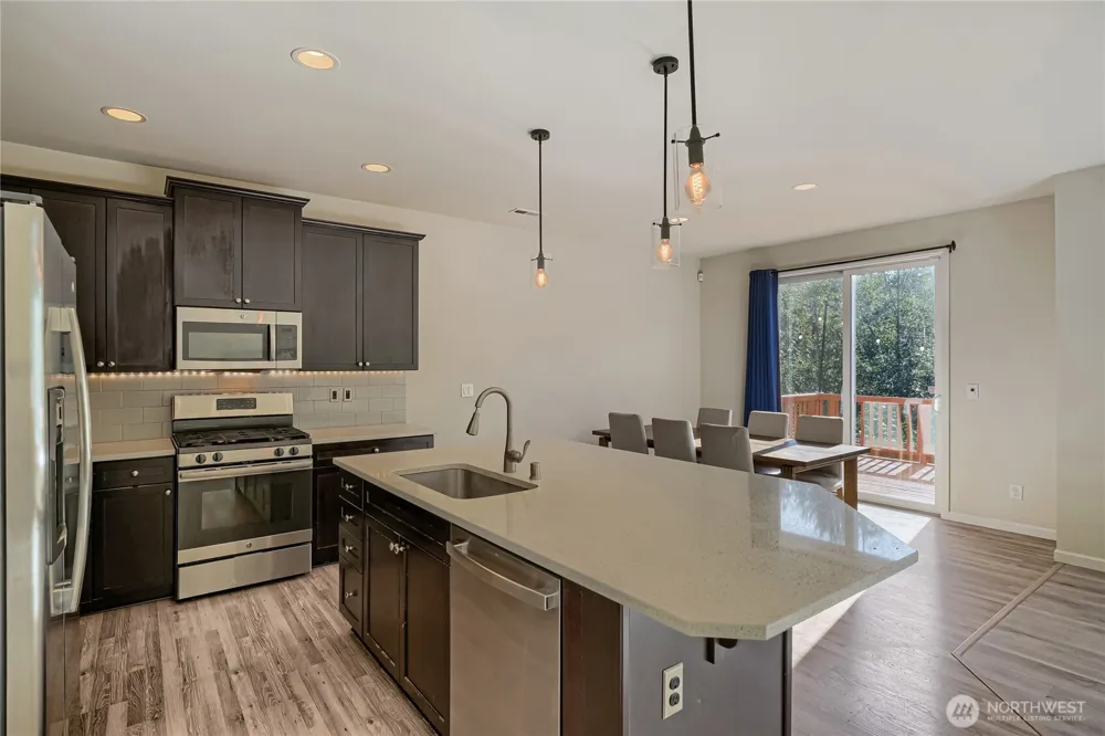 3220 S 281st Place Auburn, WA 98001