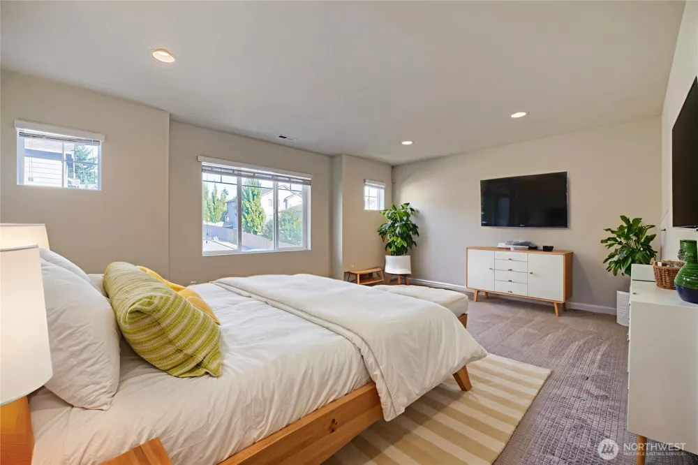 3220 S 281st Place Auburn, WA 98001