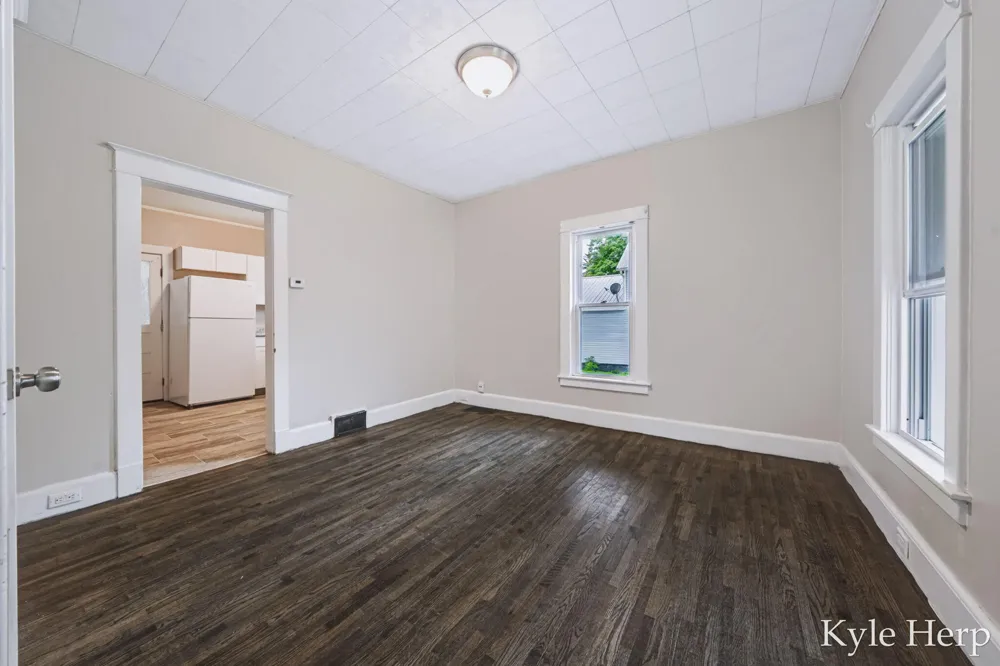 204 W South Street Hastings City, MI 49058