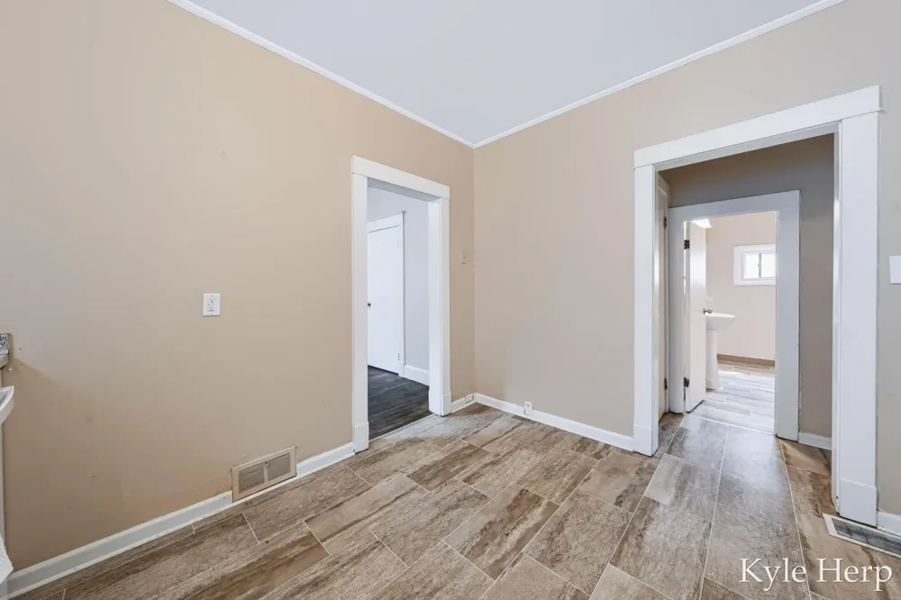 204 W South Street Hastings City, MI 49058