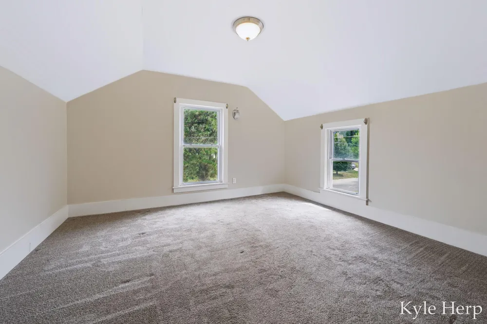 204 W South Street Hastings City, MI 49058