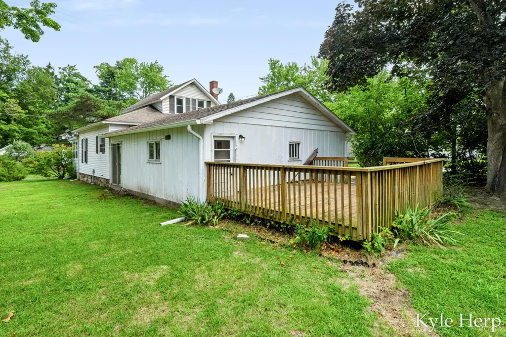 204 W South Street Hastings City, MI 49058
