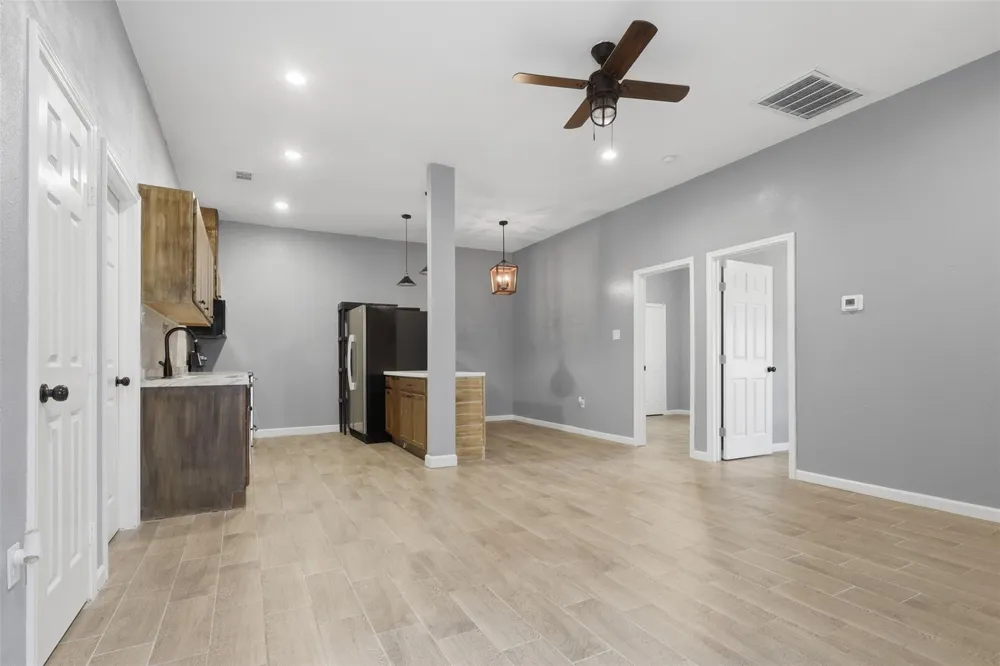 324 Johnson Street #B Pasadena, TX 77506