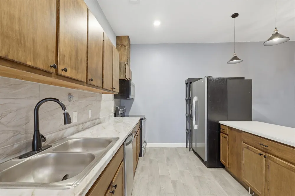324 Johnson Street #B Pasadena, TX 77506
